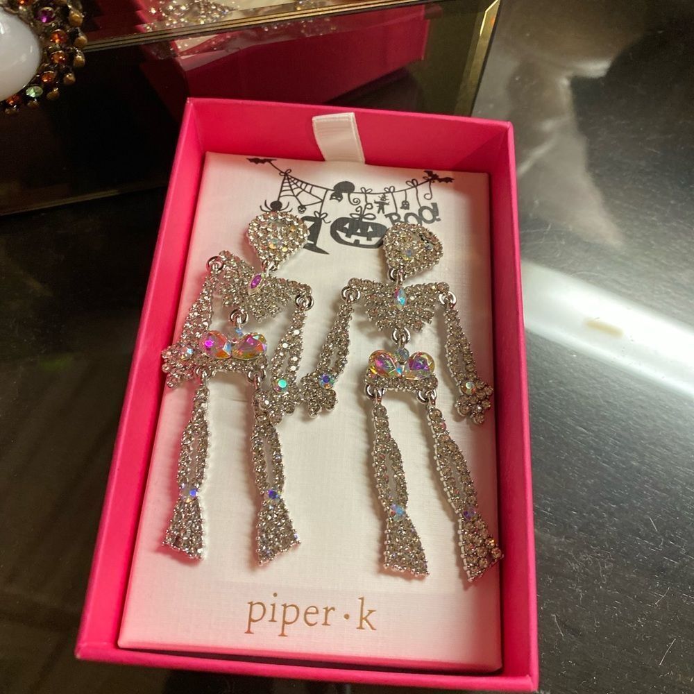 Dangling Skeleton Earrings Piper.k  NWT